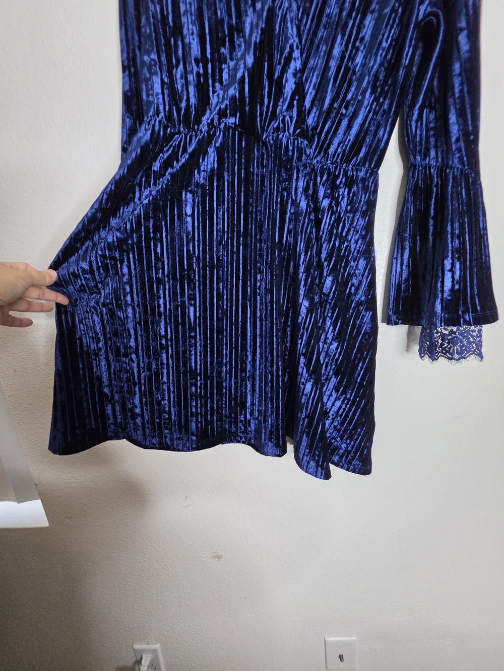 Laundry by Shelli Segal Royal Blue Crushed Velvet Lace Trim Dress Small - Picture 7 of 13